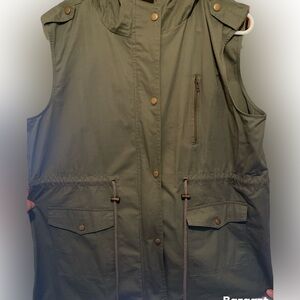 Size 2X Vintage Zenana Outfitters Hooded Button Up Zipper Vest